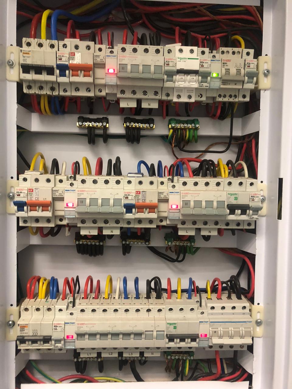 Fully wired multi-tier distribution board with labelled breakers